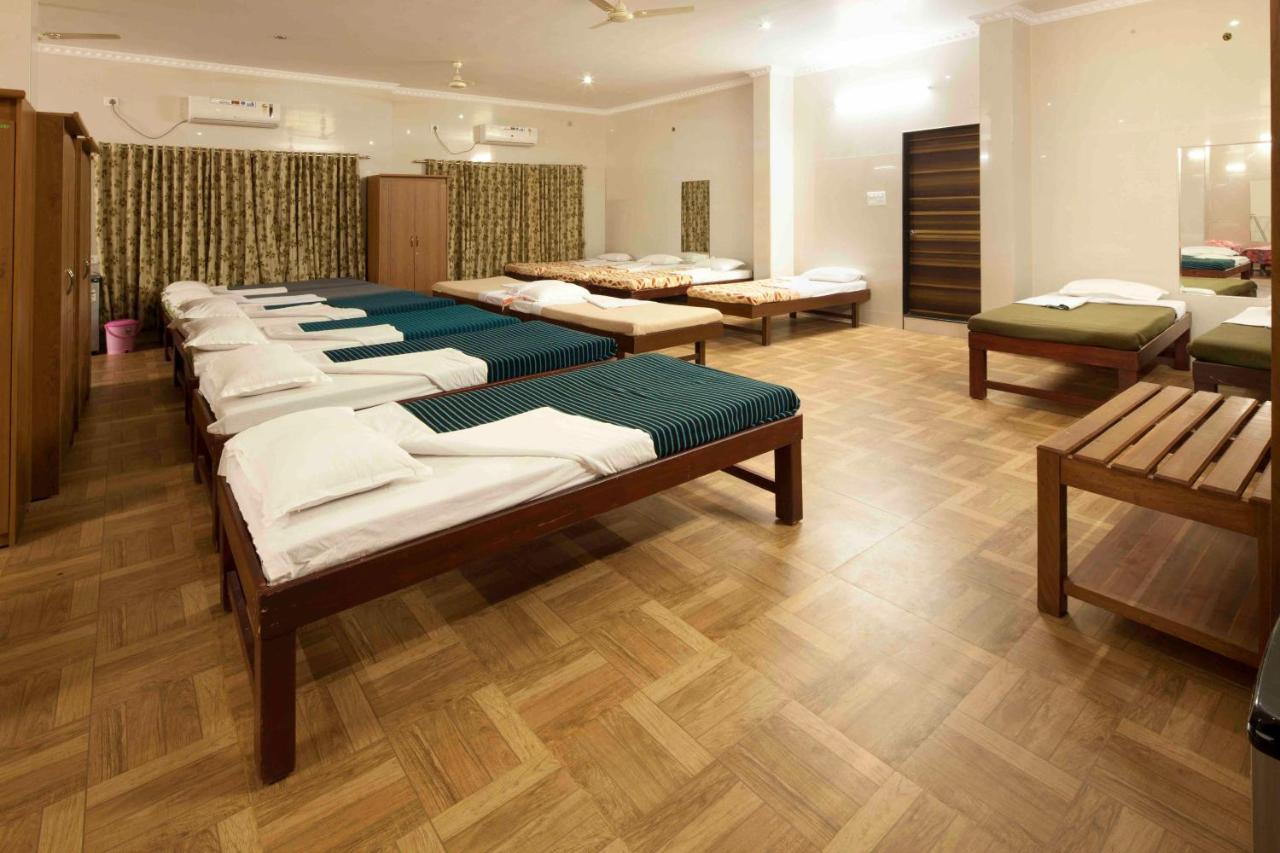 Gp Hotels And Resorts Nashik Buitenkant foto