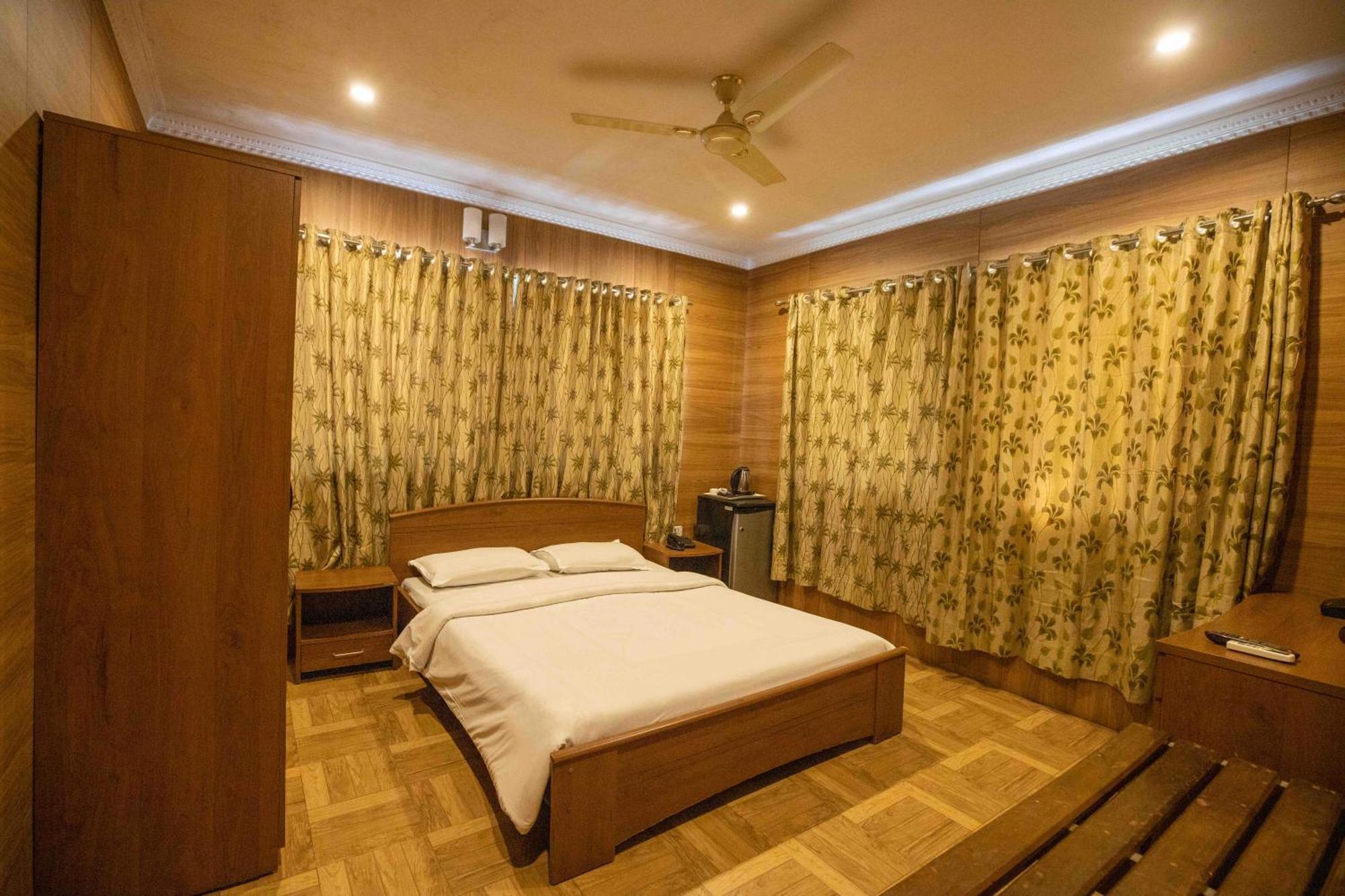 Gp Hotels And Resorts Nashik Buitenkant foto