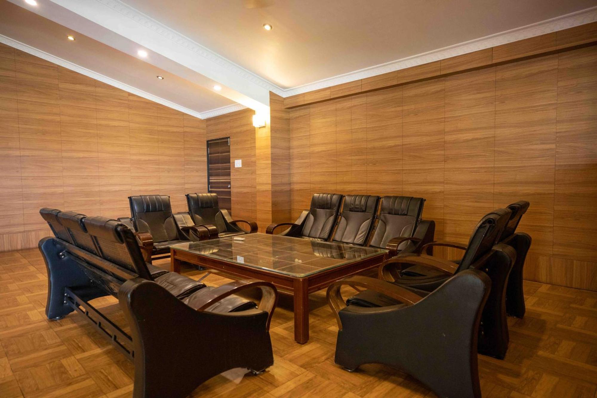 Gp Hotels And Resorts Nashik Buitenkant foto