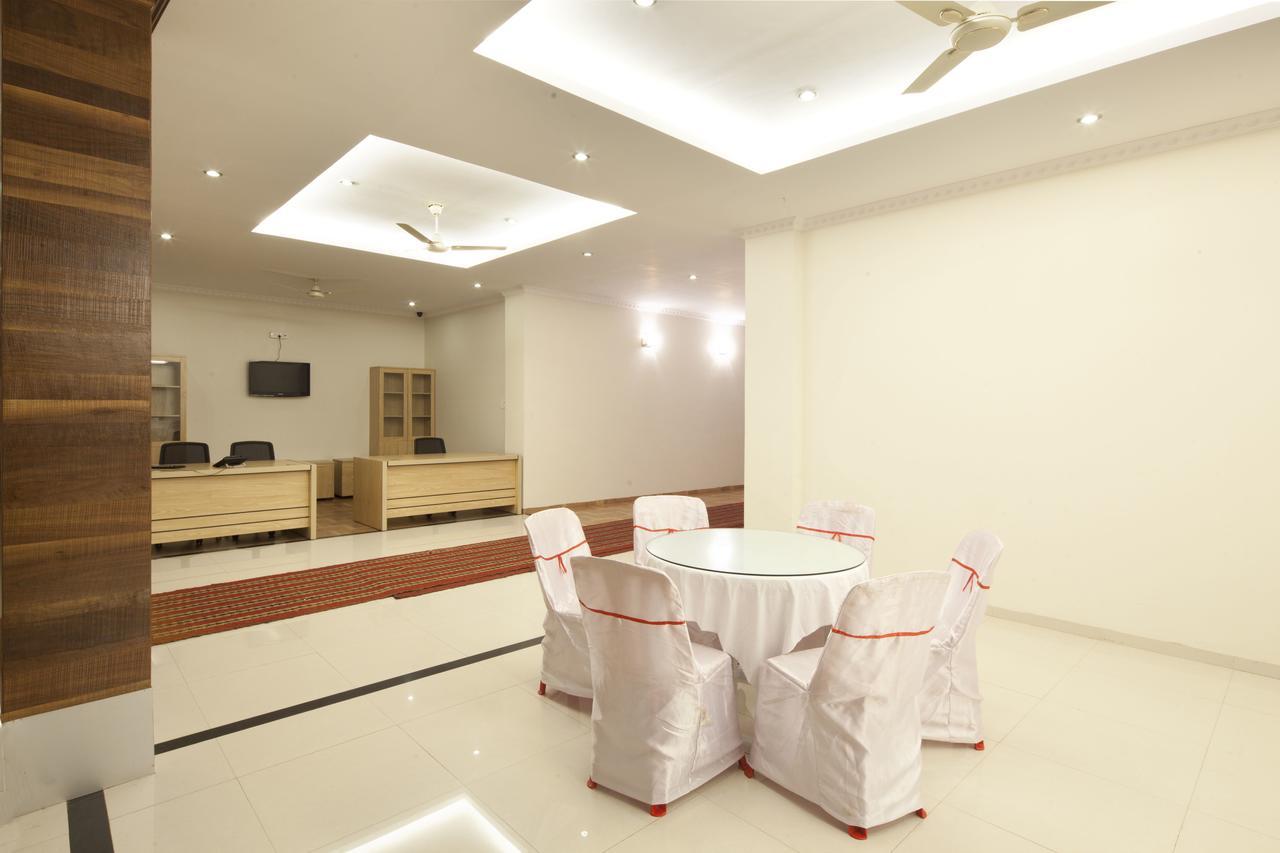 Gp Hotels And Resorts Nashik Buitenkant foto