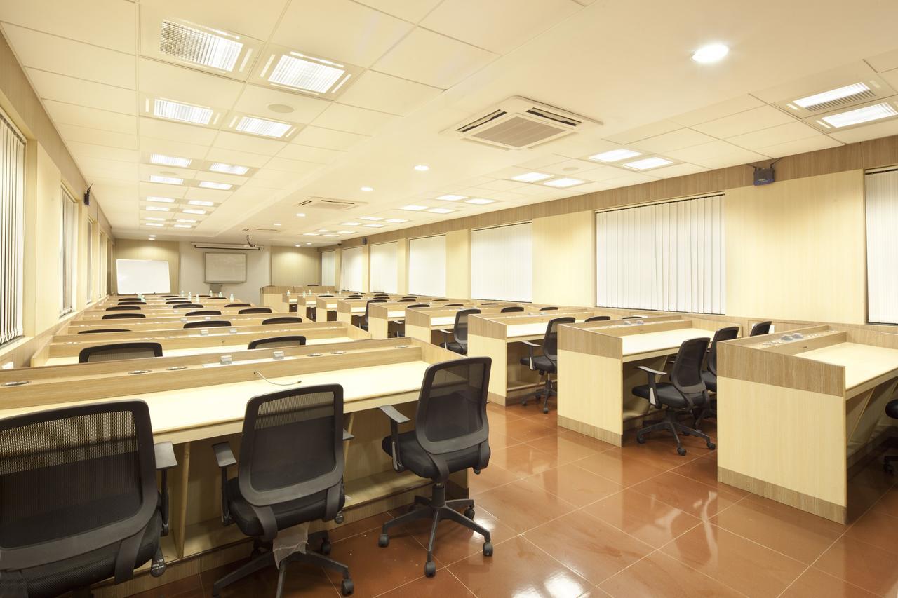 Gp Hotels And Resorts Nashik Buitenkant foto