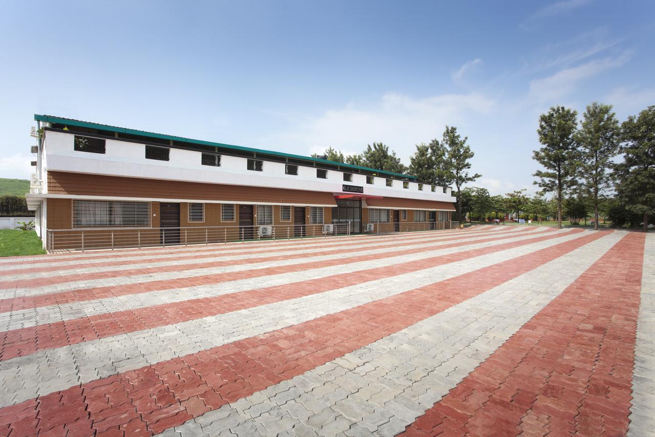 Gp Hotels And Resorts Nashik Buitenkant foto